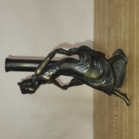 Bronze Art Deco-style dancing lady candle holder or Figurine - Picture 2 of 8